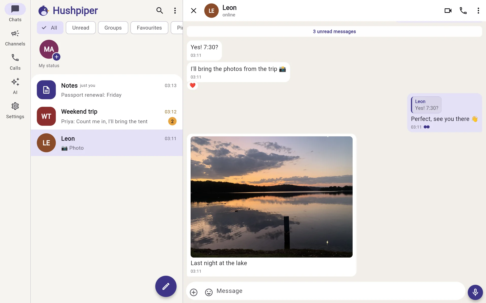 Hushpiper on a computer: the chat list on the left and the chat with Leon on the right.